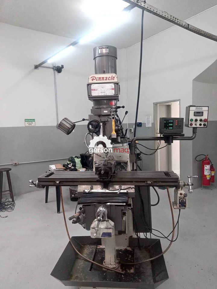 FRESADORA FERRAMENTEIRA PINNACLE ISO 40 - INVERSOR DE FREQUENCIA